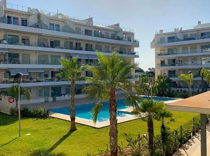 Apartamento a estrenar playa y club náutico a 150m