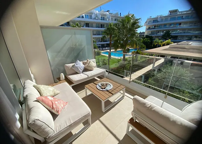 Apartamento a estrenar playa y club náutico a 150m